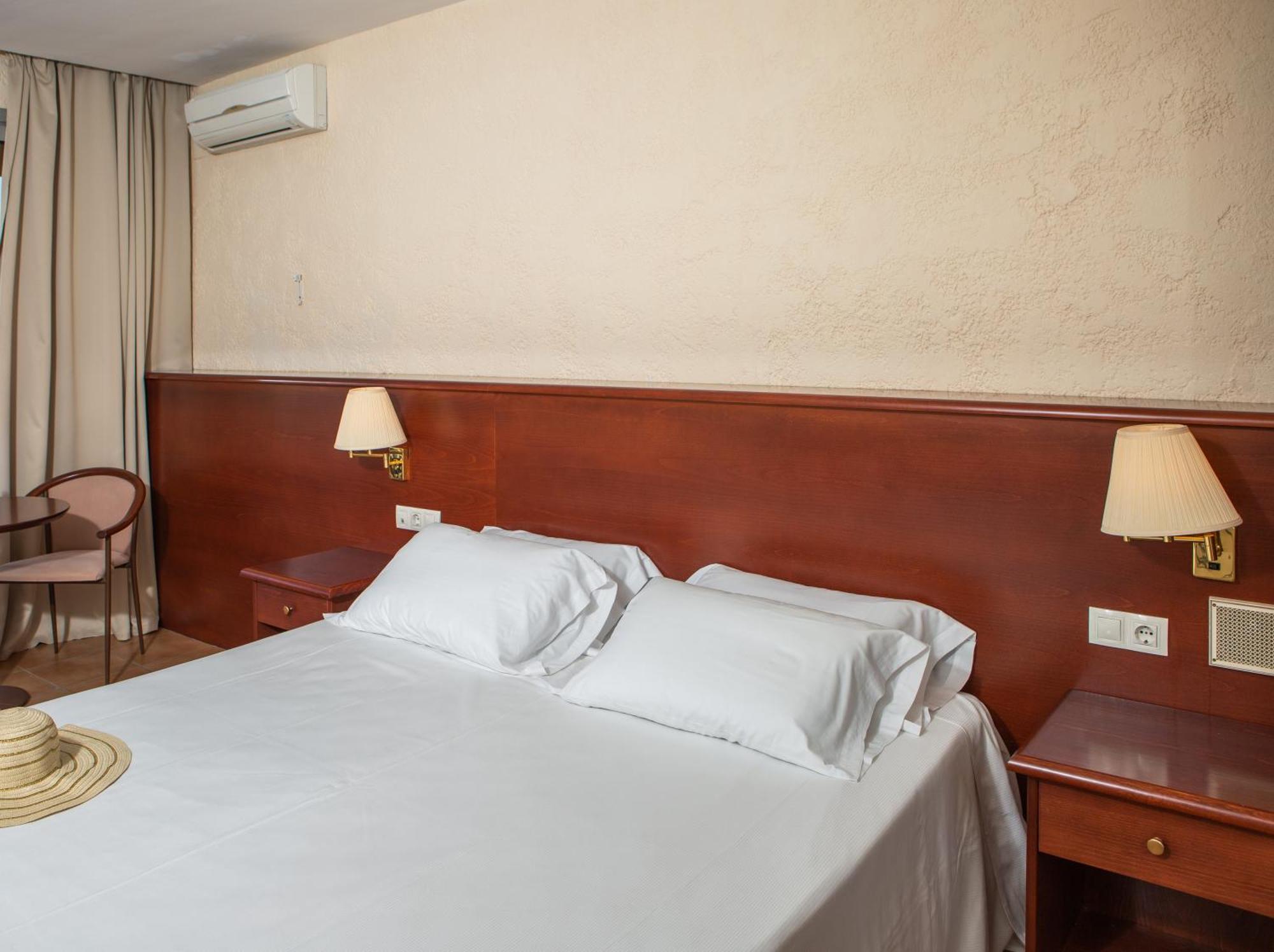 Rvhotels Golf Costa Brava サンタ・クリスティーナ・ダロ エクステリア 写真