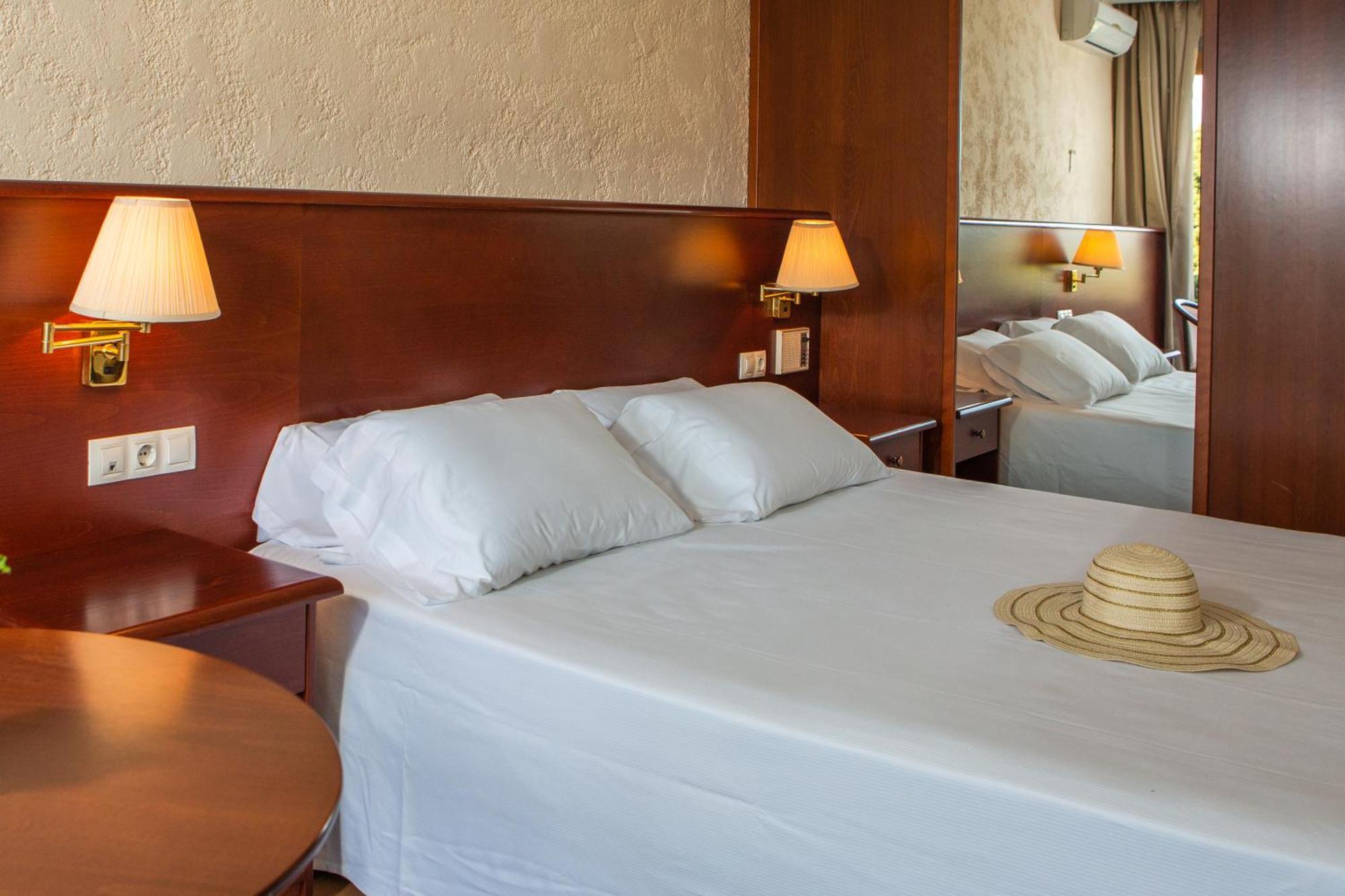 Rvhotels Golf Costa Brava サンタ・クリスティーナ・ダロ エクステリア 写真